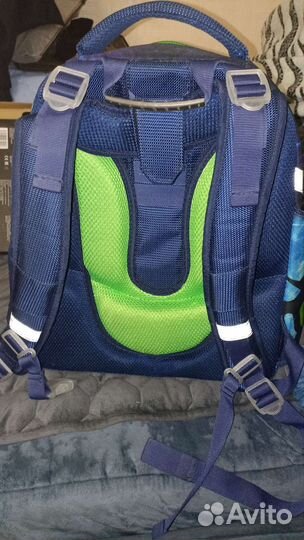 Школьный каркасный рюкзак-ранец