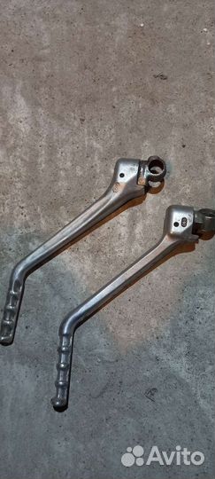 Ножка кикстартера