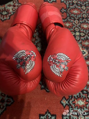 Боксерские перчатки