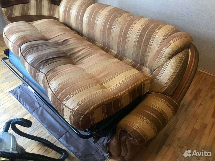 Химчистка углового дивана