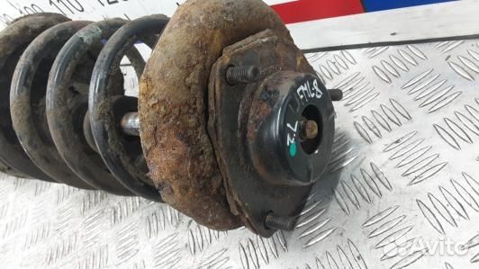 Стойка задняя левая nissan X-trail T30 (FML08SJ01)