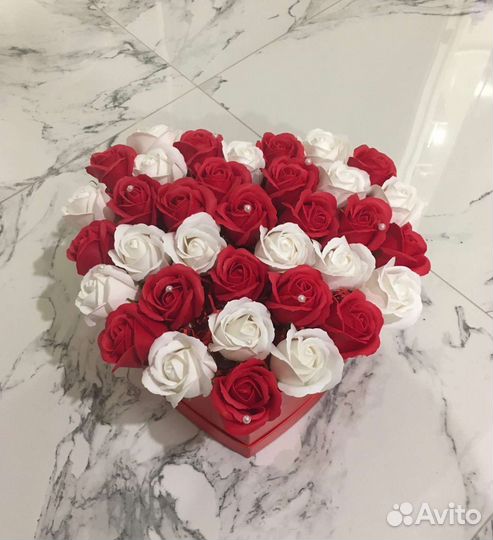 Хит продаж. Букеты в виде сердца из мыльных роз