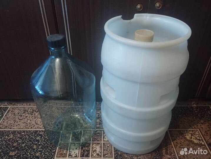 Бутыль 20литров (2шт) + контейнер