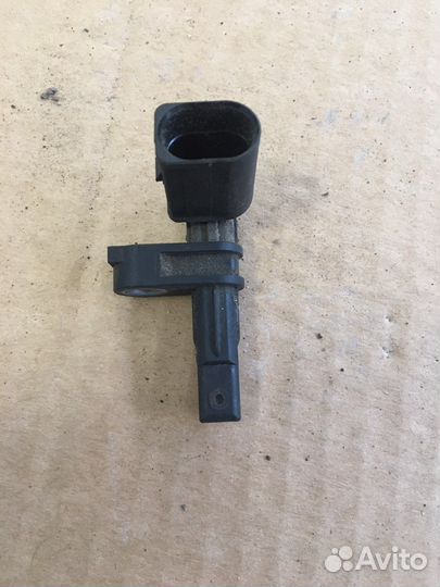 Датчик ABS VAG передний (2359)