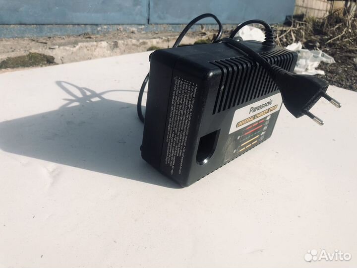 Зарядное устройство panasonic