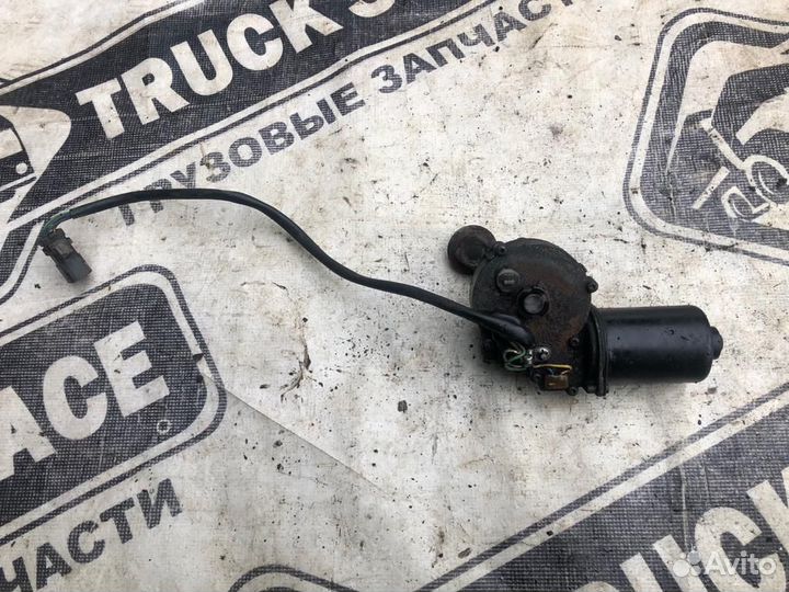 1943657 Моторчик дворников Scania