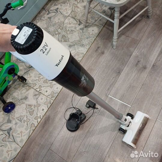 Вертикальный пылесос бу Tefal