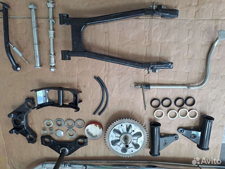 Запчасти на мотоцикл чезет