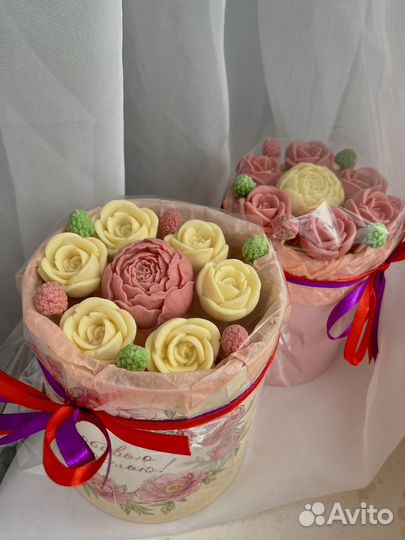 Подарки. Букет из шоколадных роз