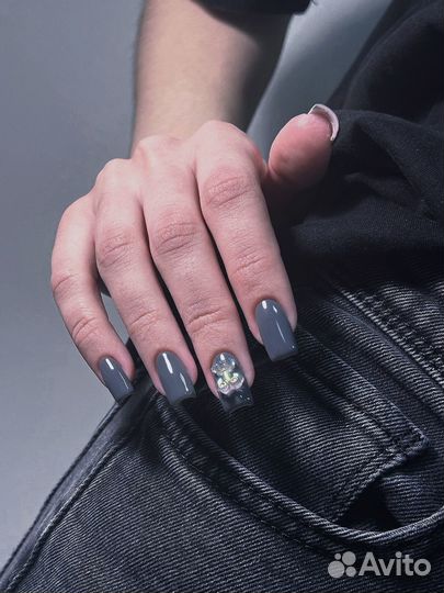 Маникюр и педикюр