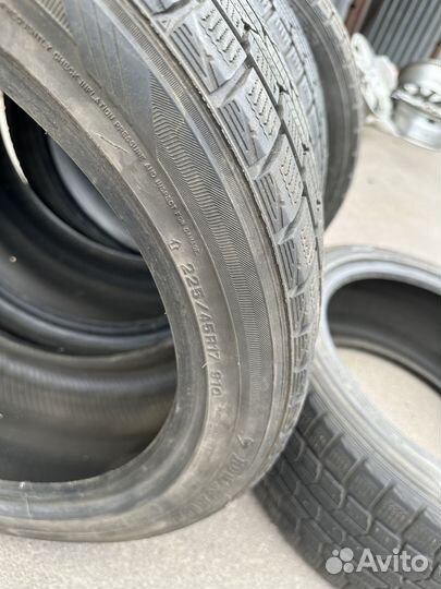 Dunlop Graspic DS3 225/45 R17