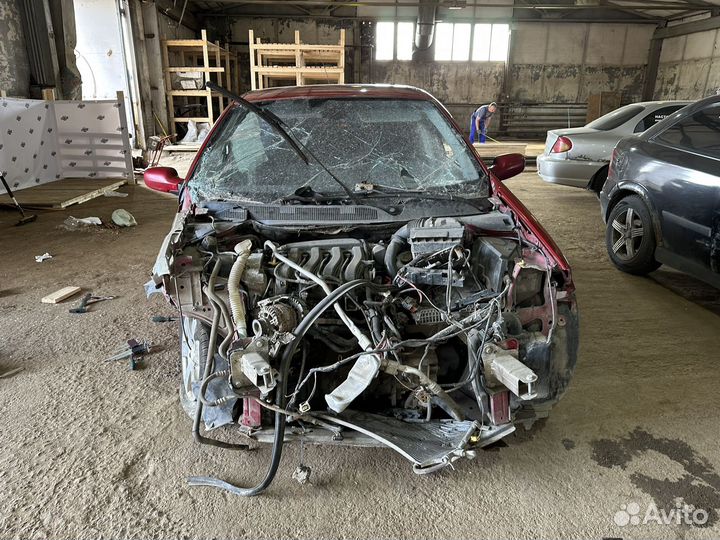 В разборе Renault Megane 2, 2008 г.в., 1.6 K4MD812