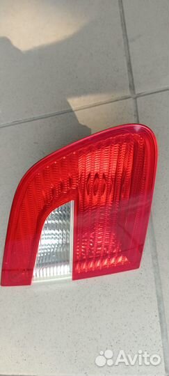 Фонарь задний внутренний для Skoda Superb 2