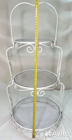 Трехярусная подставка под торт + статуэтка