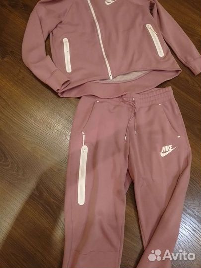 Спортивный костюм Nike