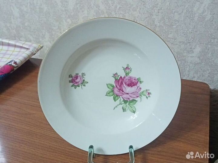 Тарелки глубокие большие