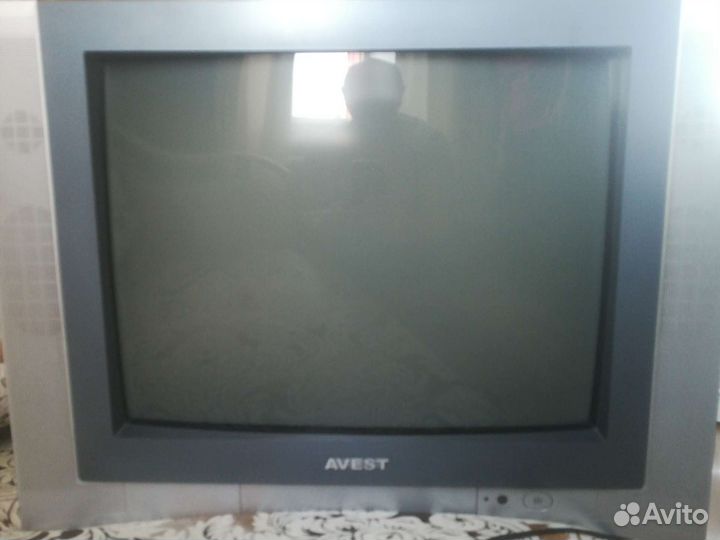 Телевизор б/у avest