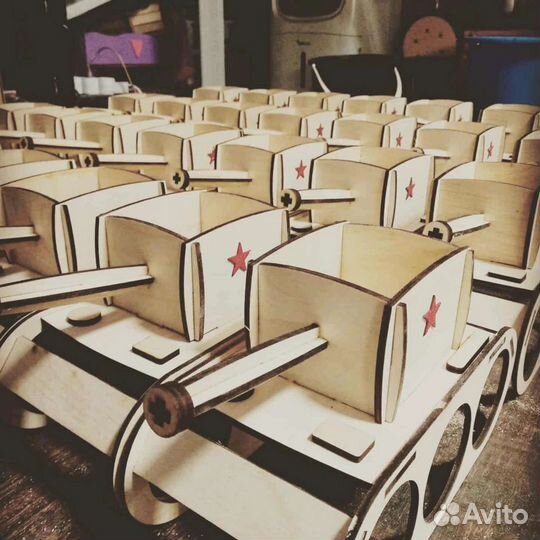 Танк подарочный