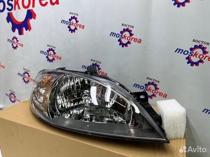 Фара передняя правая Chevrolet Lacetti хэтчбек