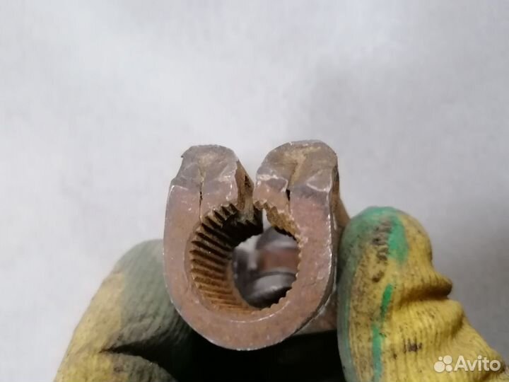 Kарданчик рулевой Nissan Bluebird CD20 2.0 1983-90