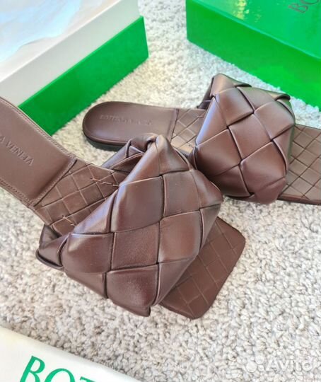 Шлёпанцы Bottega Veneta 39 оригинал