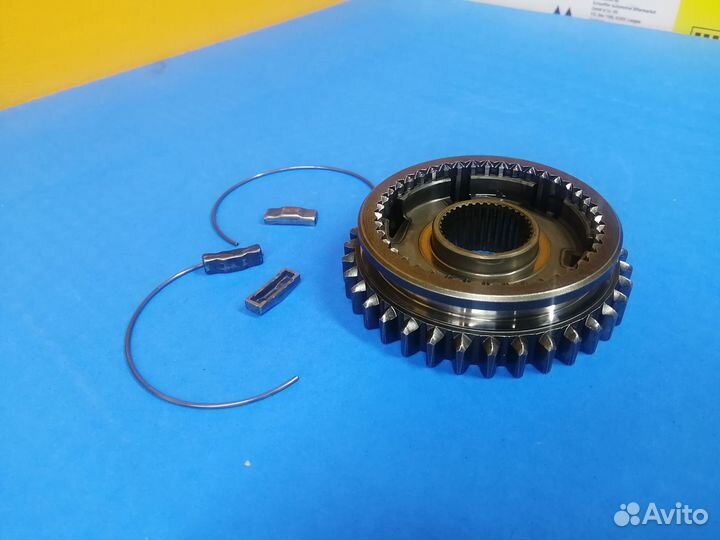 Муфта первой и второй передачи Skoda octavia