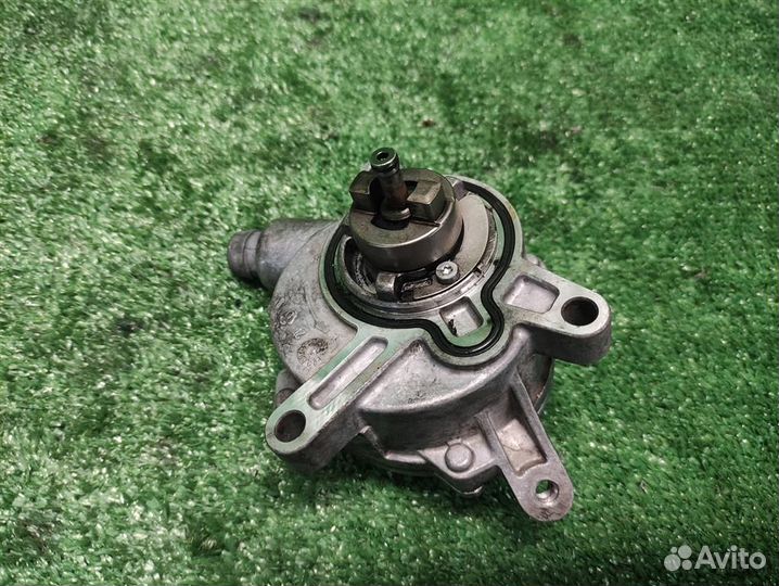 Насос вакуумный Volvo XC90 2006