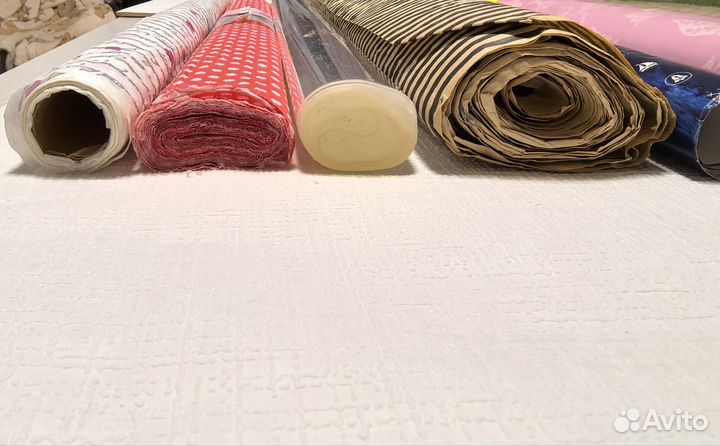 Упаковочная бумага для подарков и цветов