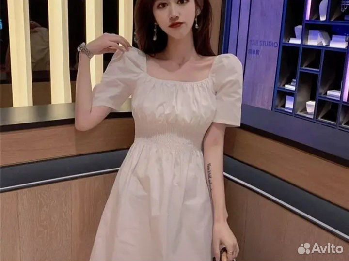 Платье белое
