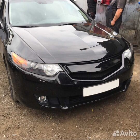 Решетка радиатора для Хонда Аккорд 8 2008-2011г.в