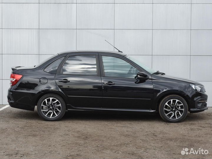 LADA Granta 1.6 МТ, 2023, 15 460 км