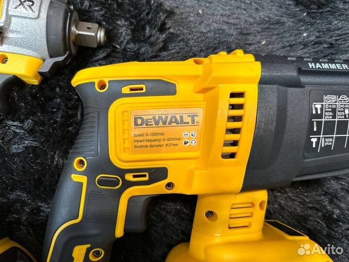 Dewalt набор инструментов 4в1