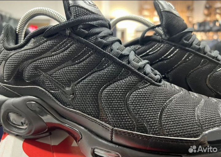 Кроссовки Nike Air Max Tn Plus