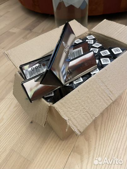 Подарки, мужская вода