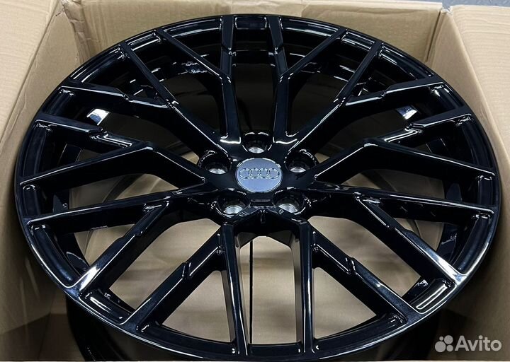 Диски на Audi Ауди Q8 R22