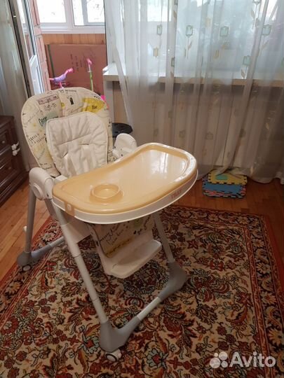 Стульчик для кормления