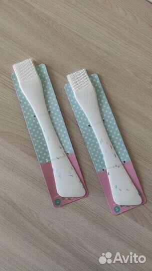 2 в 1 кисточка-лопатка кулинарная