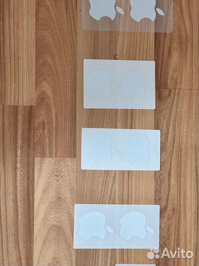 Наклейки от Apple