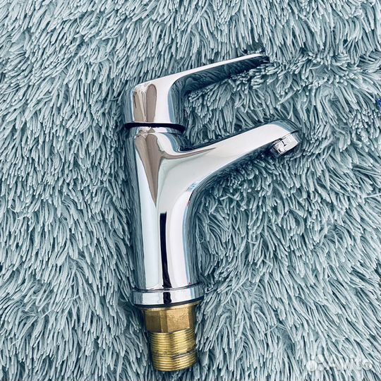 Смеситель для ванны