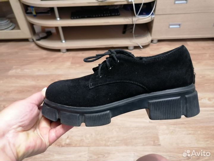 Туфли замшевые, школьная форма