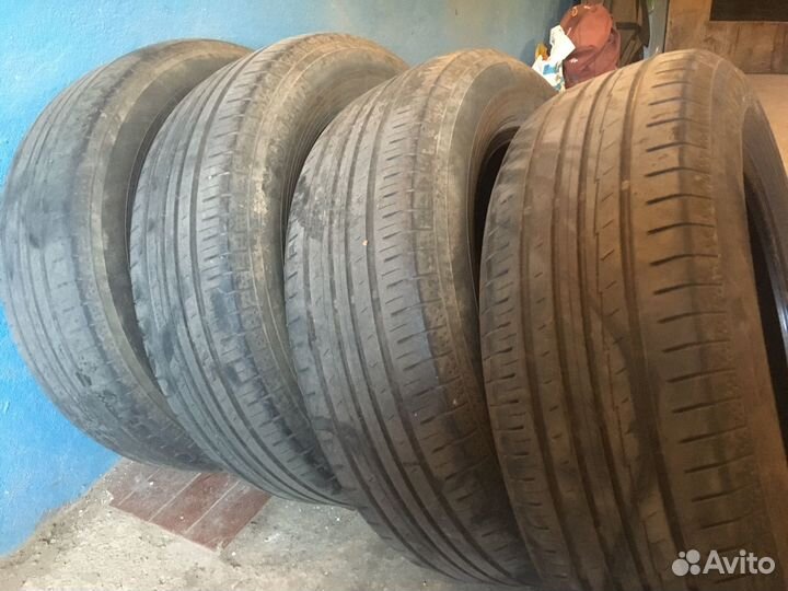 Yokohama BluEarth AE50 215/65 R17 V