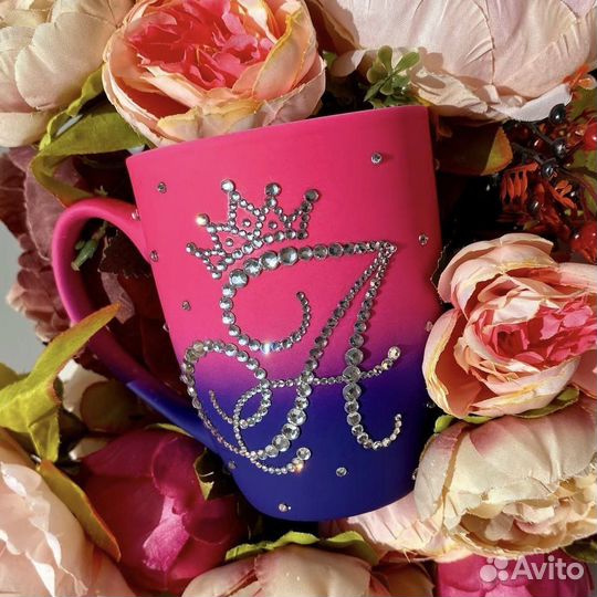 Инкрустация стразами