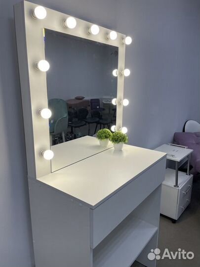 Стол визажный С 1 ящиком