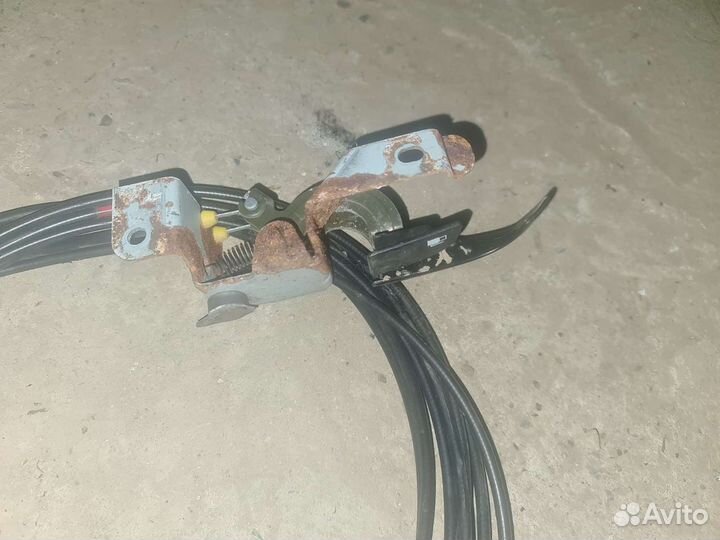 Тросик открывания лючка бензобака kia shuma 2 киа