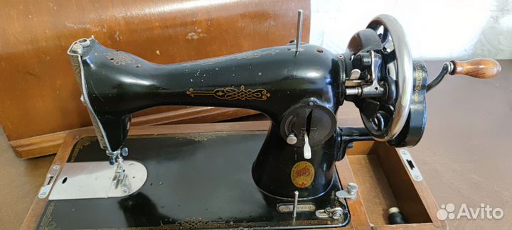 Машинка швейная ручная пмз