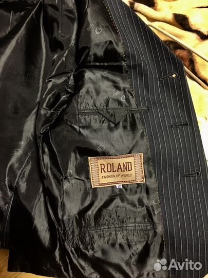 Школьный костюм