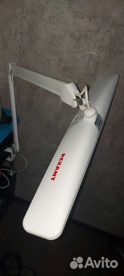 Лампа для косметологических услуг