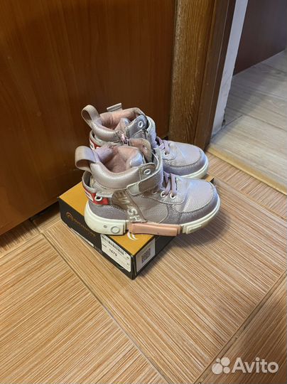 Обувь для девочки