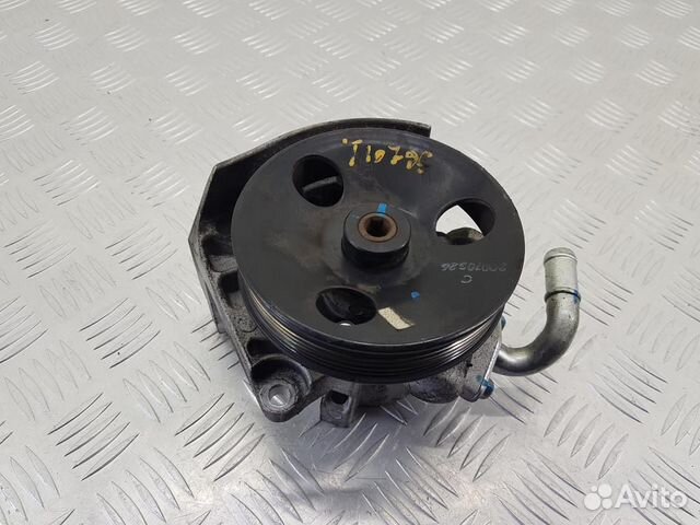 Насос гидроусилителя руля Opel Antara