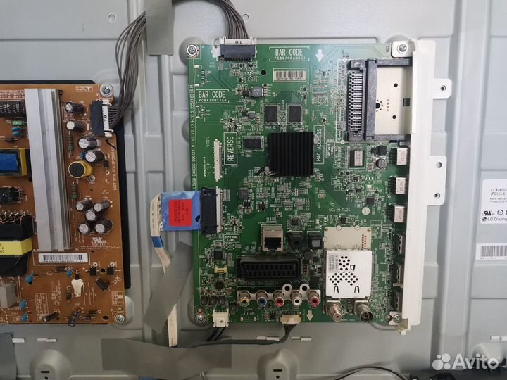 Телевизор LG 42LB570 (Разбор)(По запчастям)